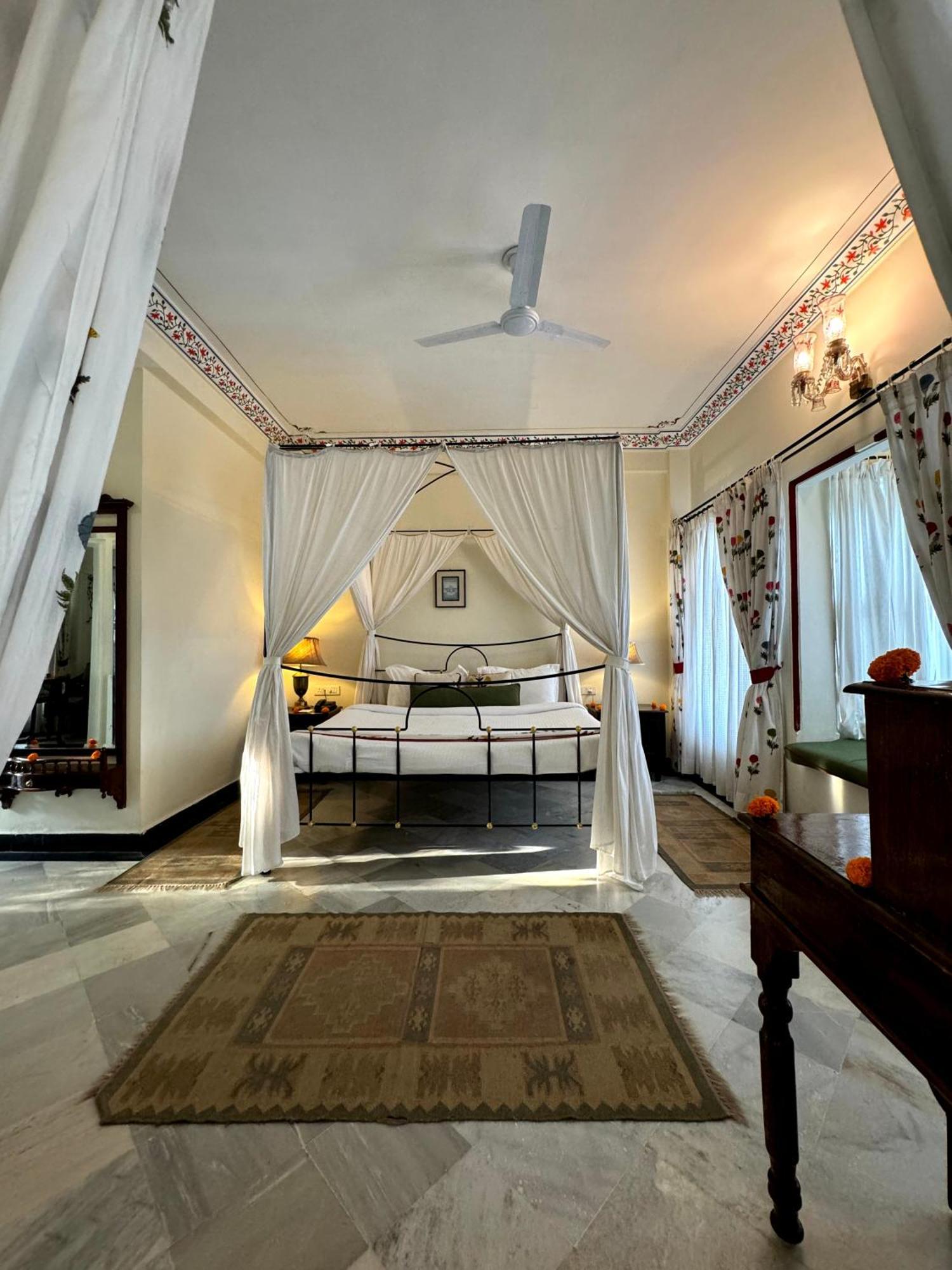 Hotel Udai Kothi Udaipur Exterior foto