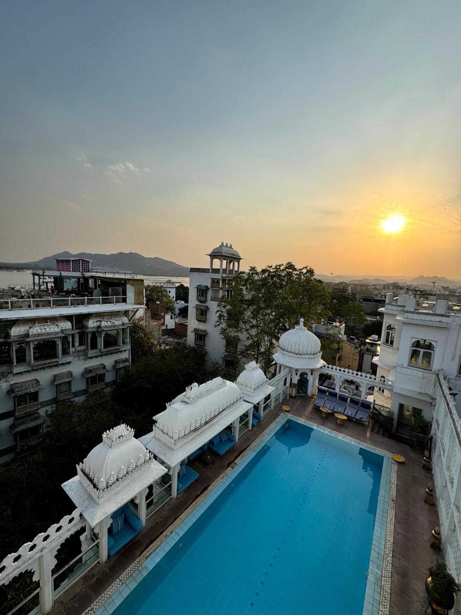 Hotel Udai Kothi Udaipur Exterior foto